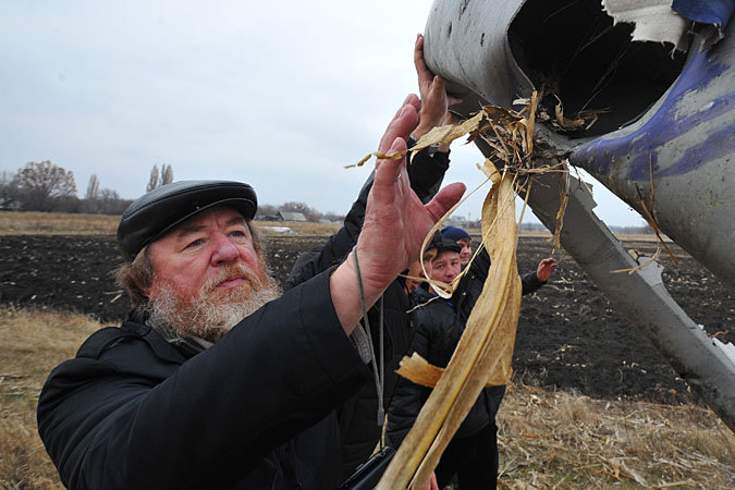 More and more facts in favour of the theory that a destroyer downed MH17