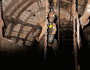Donetsk mine accident: 346 miners spent half a day underground without electricity