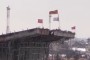 Sobre la terminal nueva del aeropuerto de Donetsk ondea la bandera de Novorrusia