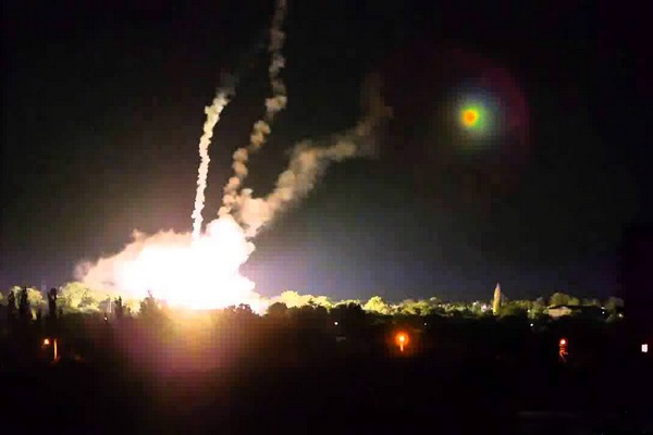 Night shelling of Donetsk on February 26, 2015