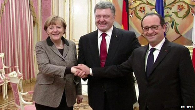 Ukraine crisis: Hollande and Merkel in key truce talks in Moscow