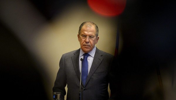 Lavrov arrived to Paris at the meeting of the heads of FAM “Normand Four”
