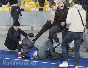 futbol_ukraina_draka_bolelshchiki