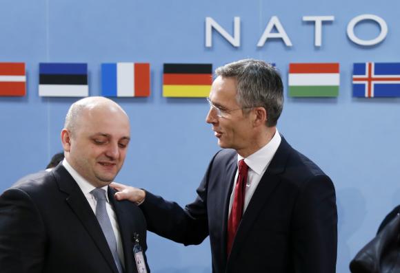 NATO strengthens forces in eastern Europe against Russia risk