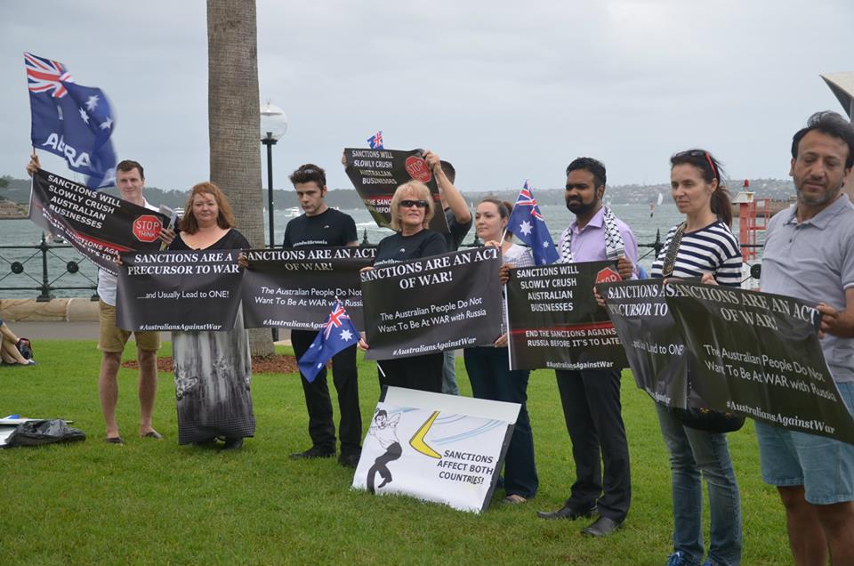 Митинг против антироссийских санкций в Сиднее
