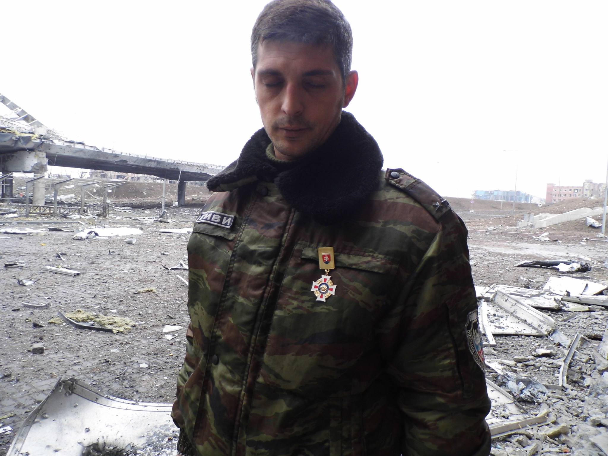 Givi was awarded for the defence of the peaceful population of Donetsk by the Honorable Ambassy of the Slovak Republic