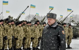 Укропов, поносивших Порошенко из окопа, лишили зарплаты (ВИДЕО) 18+