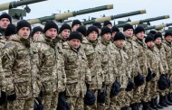 Ukraine crisis: British trainers assist Ukrainian military