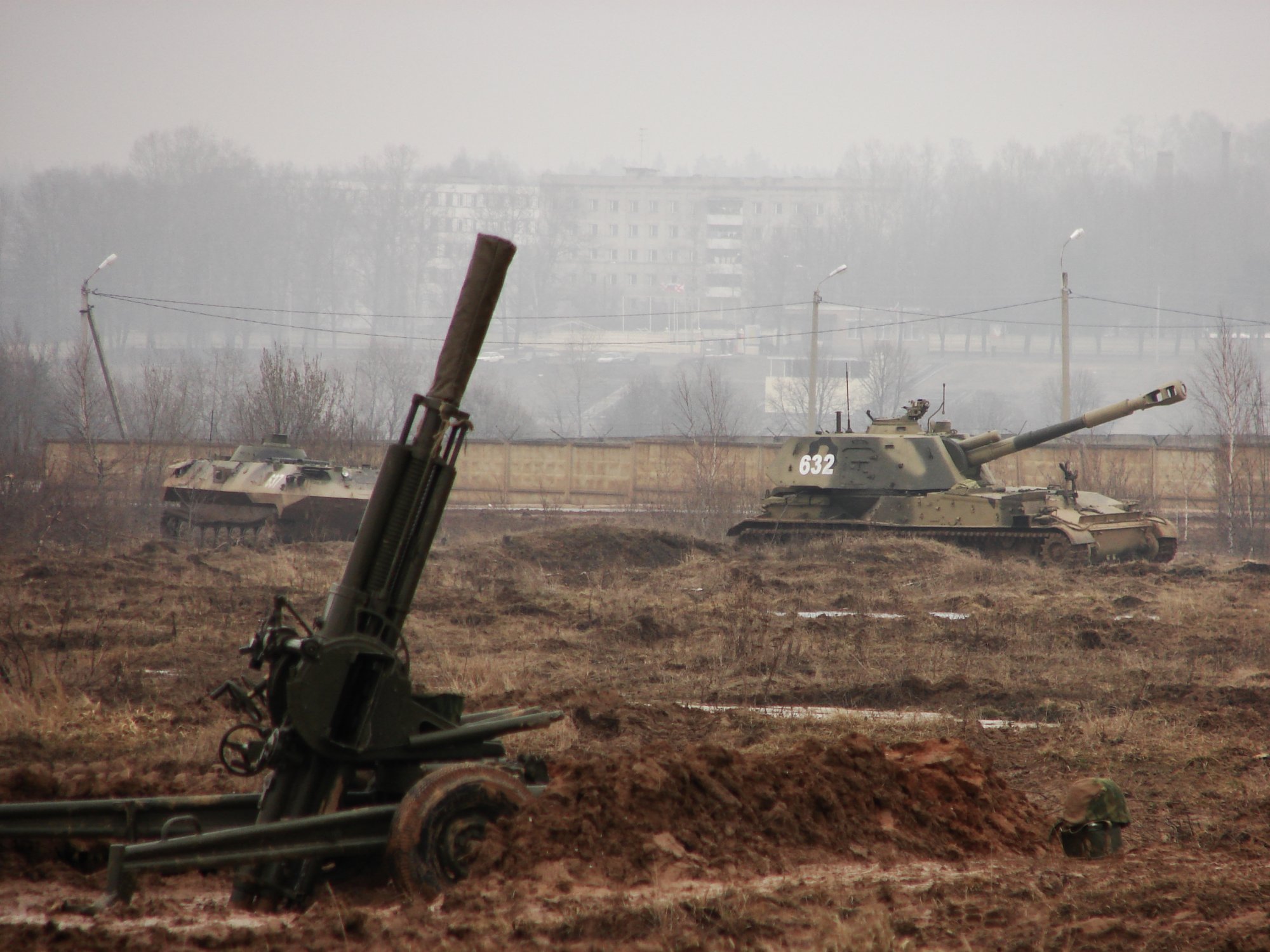 Ukrainian fighters subjected to mortar fire suburbs of Donetsk