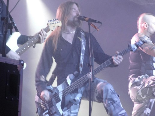 Шведская группа Sabaton на концерте в России надела георгиевские ленточки