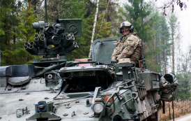 Зачем НАТО приближает войска к границам России