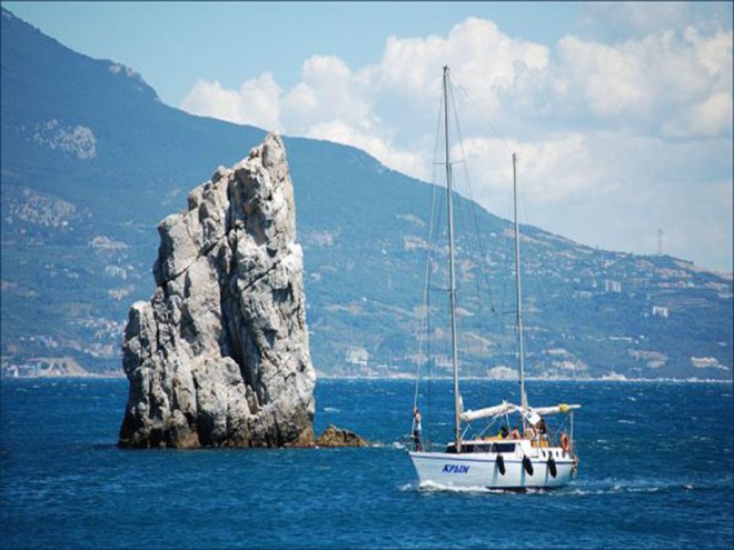 Italian lawmakers to follow their French colleagues’ lead and visit Crimea