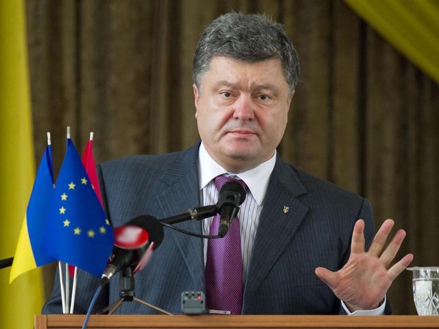 Poroshenko persuades that Ukrainian authorities spare no effort to keep ceasefire in Donbass in place