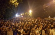 Protests against electricity price hike continue in central Yerevan for sixth day