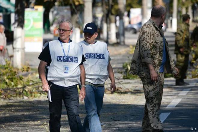Наблюдатели ОБСЕ зафиксировали сильный обстрел центра Донецка