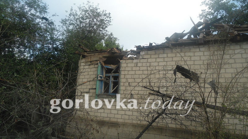 (PHOTOS) Les conséquences du bombardement de Gorlovka par les FAU, dans la nuit du 15 juillet