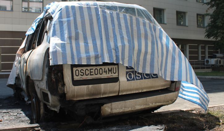 Donetsk republic opens criminal case into arson attack on OSCE cars