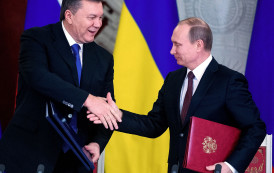 Забудьте о долгах Украины перед частными кредиторами: Киеву еще нужно решить вопрос по своим евробондам, выкупленным Путиным