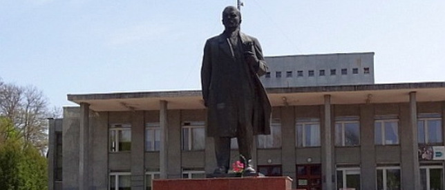 The monument to Lenin returned back to the Chernigovskiy region