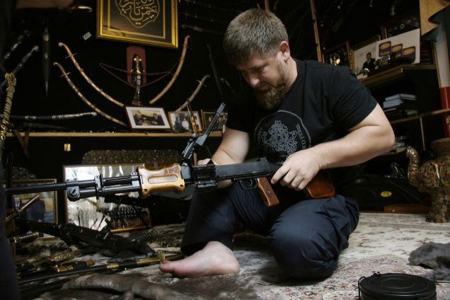 Yatsenyuk And Kiev Regime Are Cowards And Nerds ! – Ramzan Kadyrov
