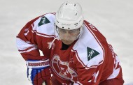 Владимир Путин в свой день рождения будет играть в хоккей