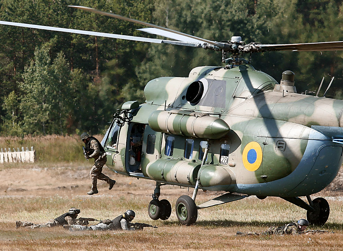 FLASH-INFO : Les FAU déploient deux escadrilles d’hélicoptères près de Donetsk et déplacent plus de 20 obusiers vers la ligne de front.