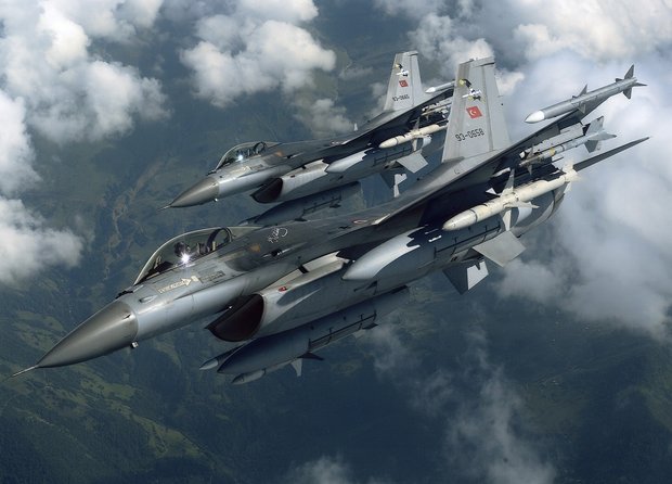 6 Turkish fighter planes F-16 violated airspace of Greece on Tuesday