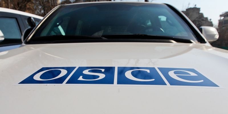 Car of OSCE workers set on fire in Ivano-Frankovsk
