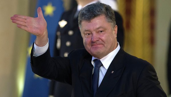 Порошенко разрешил войскам НАТО присутствовать на Украине