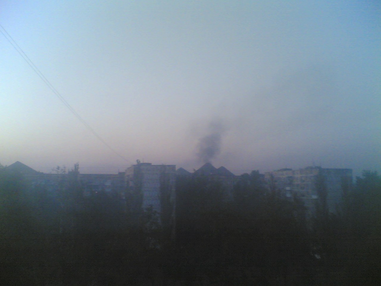 Civil herido en el distrito Petrovskiy ( Donetsk) por el bombardeo del ejército ucraniano