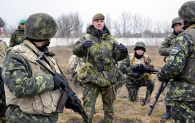 ФРГ направит на Украину военных консультантов