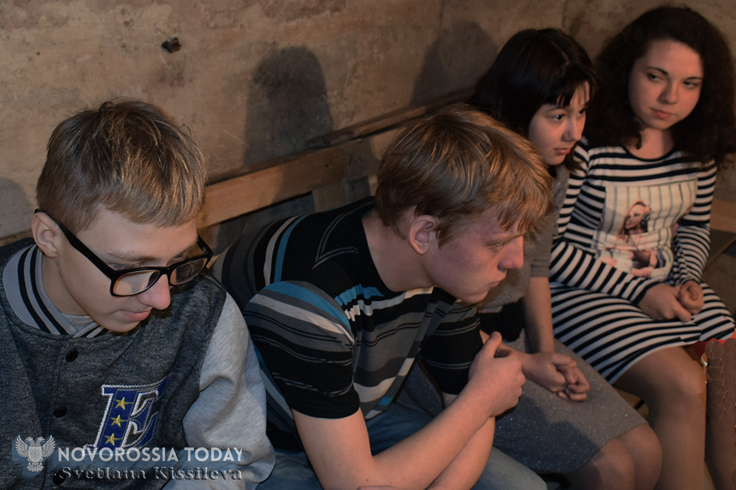 Donbass Schoolchildren Under Ukrainian Shelling