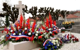 Неизвестные вандалы осквернили могилу Шарля де Голля